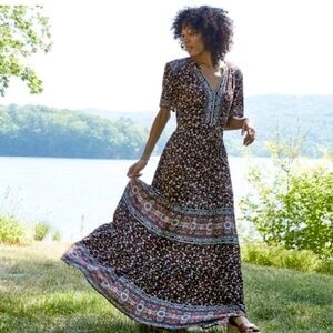 Fall Floral Print Mixed Media Short Sleeve Tiered Maxi Dress Size Small Like New